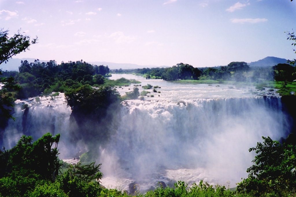 Blue_Nile_Falls-03,_by_CT_Snow